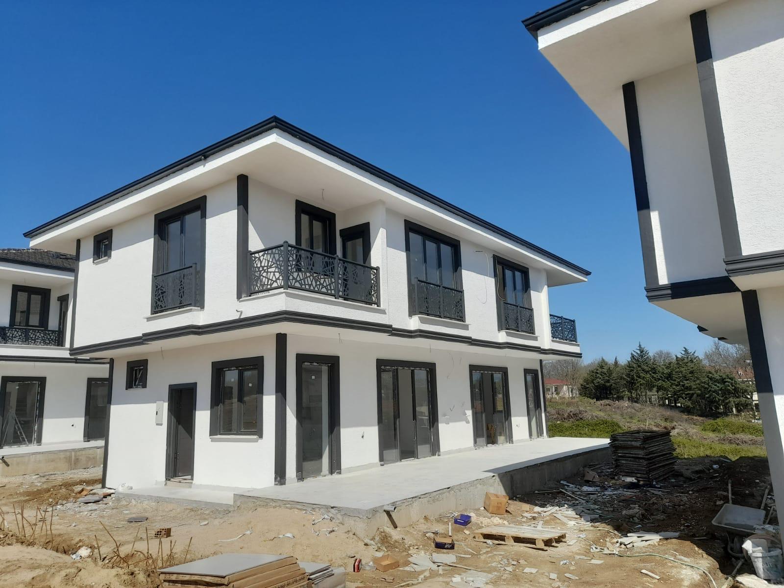 Lazer kesim villa balkon korkuluğu 